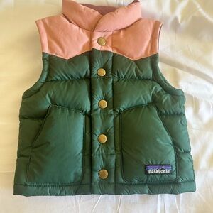 Baby Vivy Down Vest Patagonia size 6 to 9 months